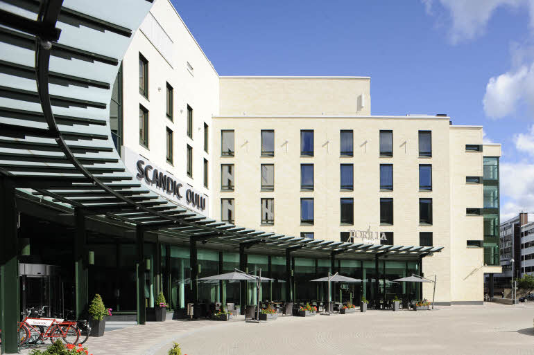 Scandic Oulu exterior entrance 2